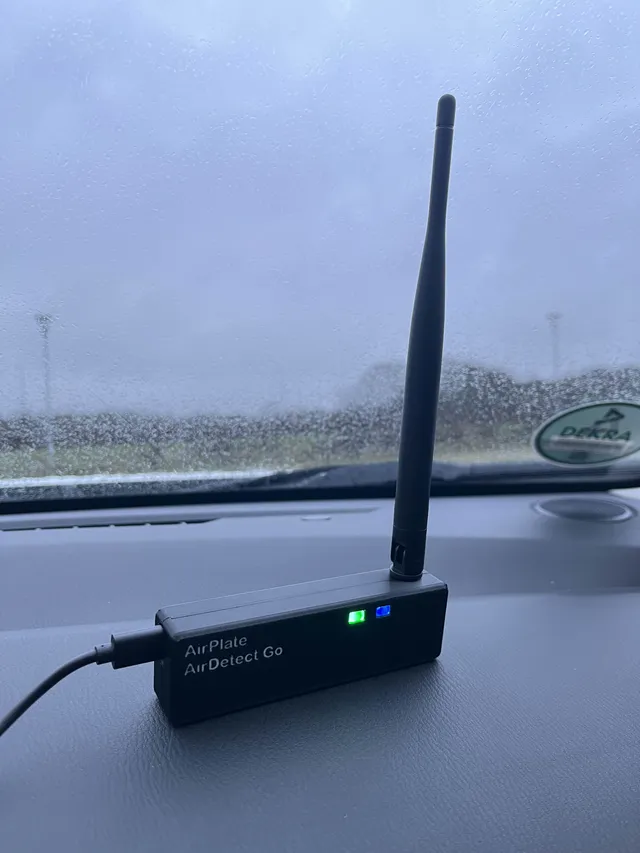 AirDetect Go running in a vehicle